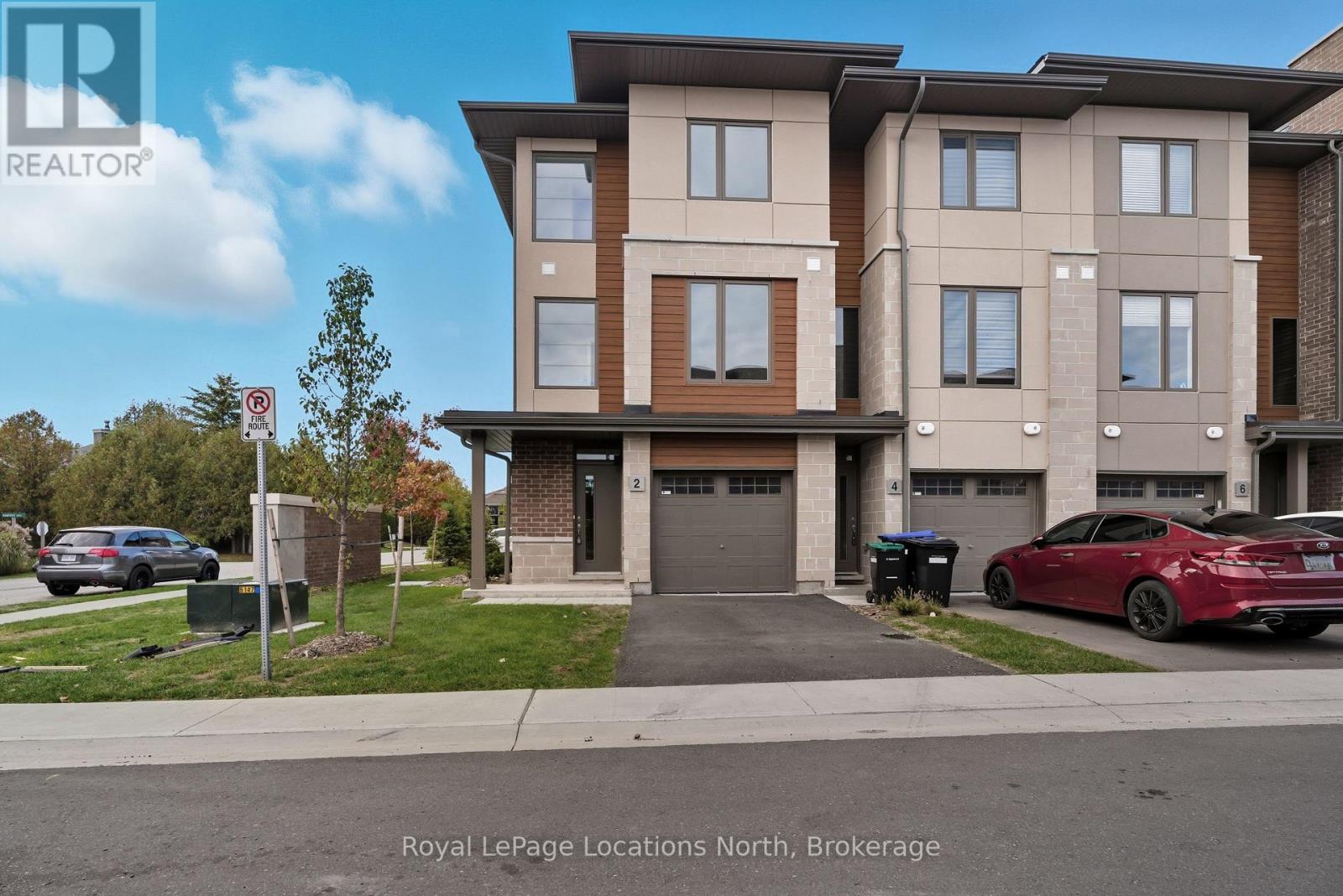 2 Winters Cres, Collingwood, ON L9Y 5H8