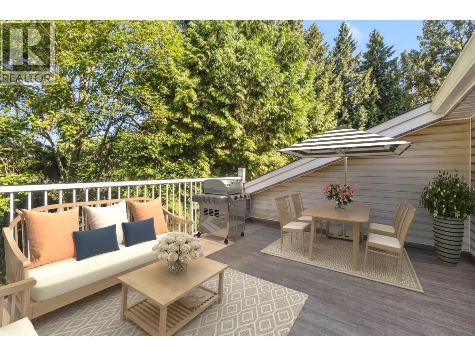2082 Springer Ave, Burnaby, BC V5B 3M5