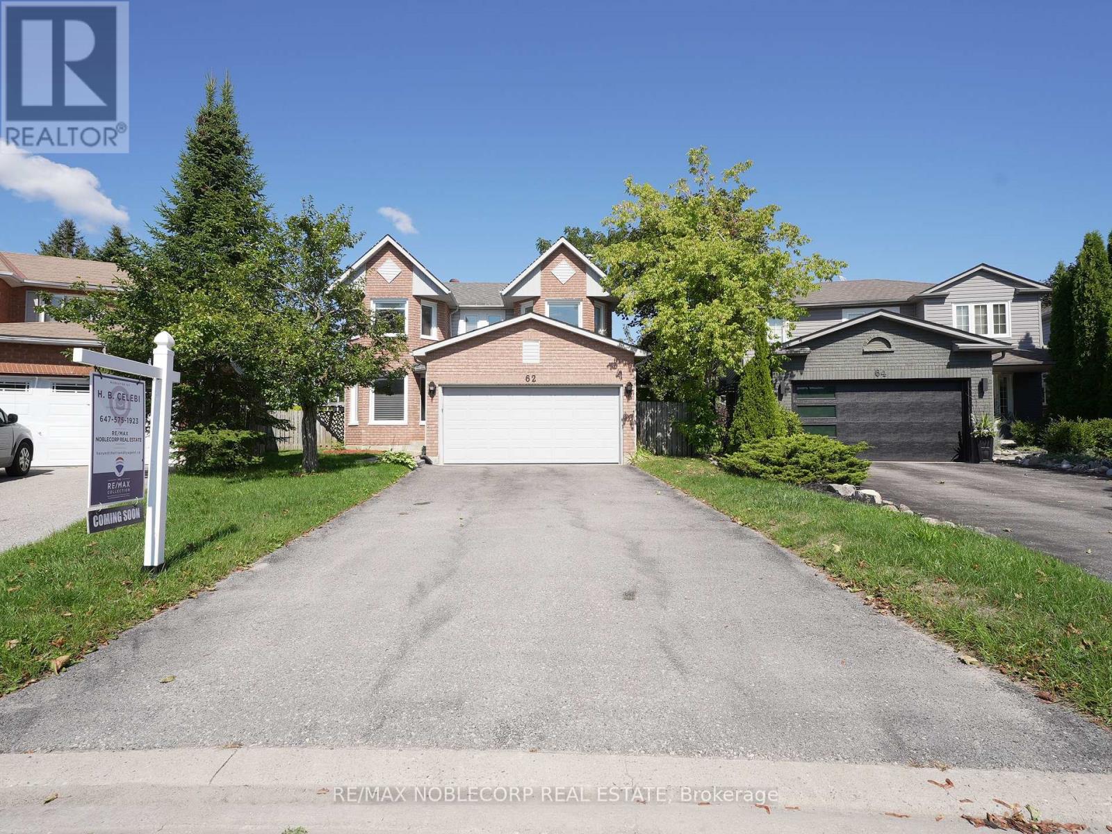 62 Oshaughnessy Cres, Barrie, ON L4N 7L8