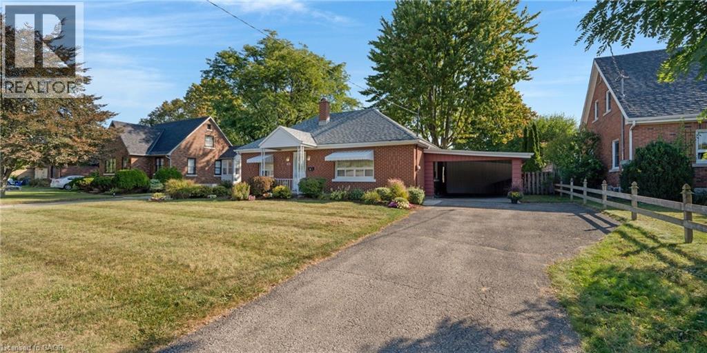 1625 Concession Rd, Cambridge, ON N3H 4M1