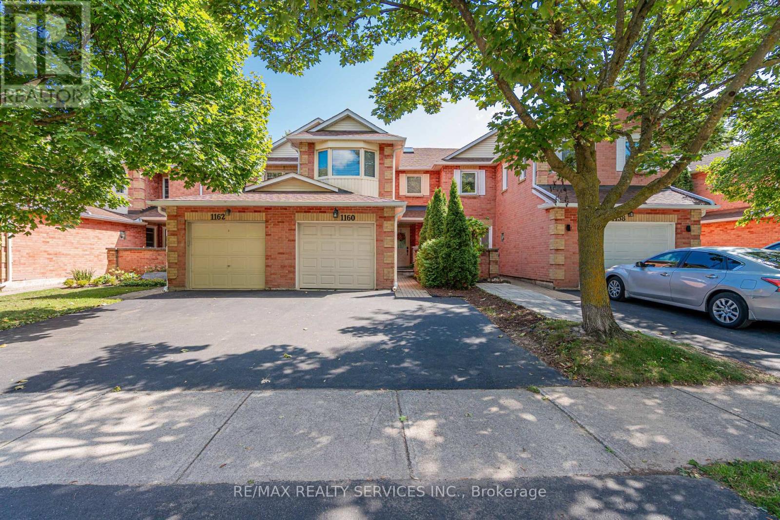 1160 Mccraney St E, Oakville, ON L6H 4S4