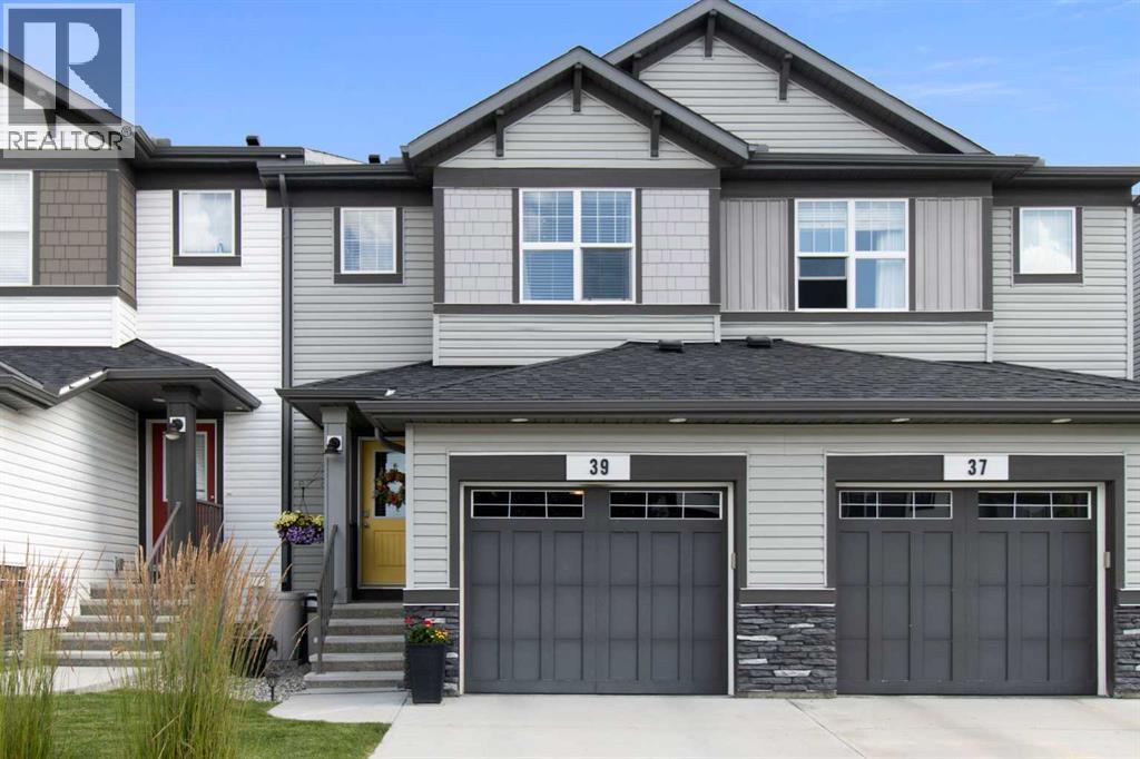 39 Heritage Vis, Cochrane, AB T4C 2N7