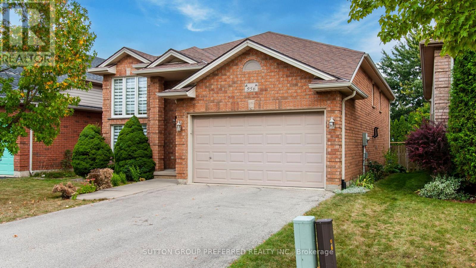 956 Queensborough Ct N, London North North I, ON N6G 5K1