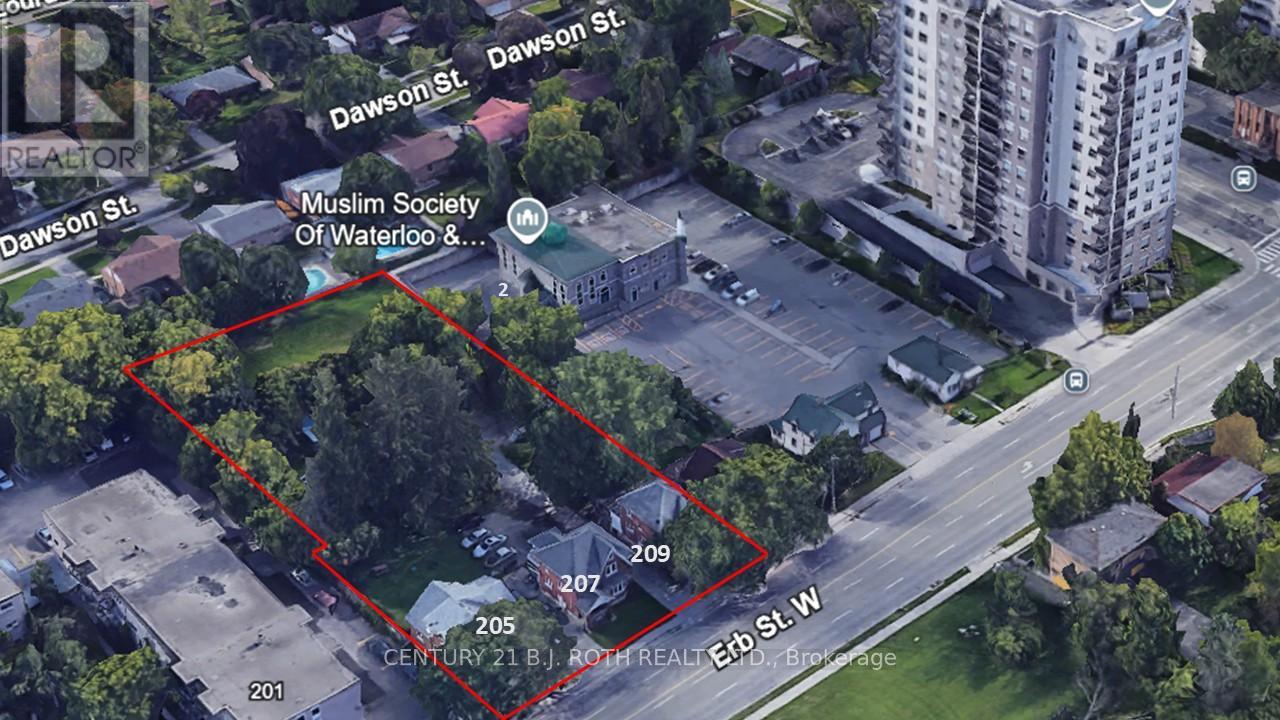 205-209 Erb St W, Waterloo, ON N2L 1V6