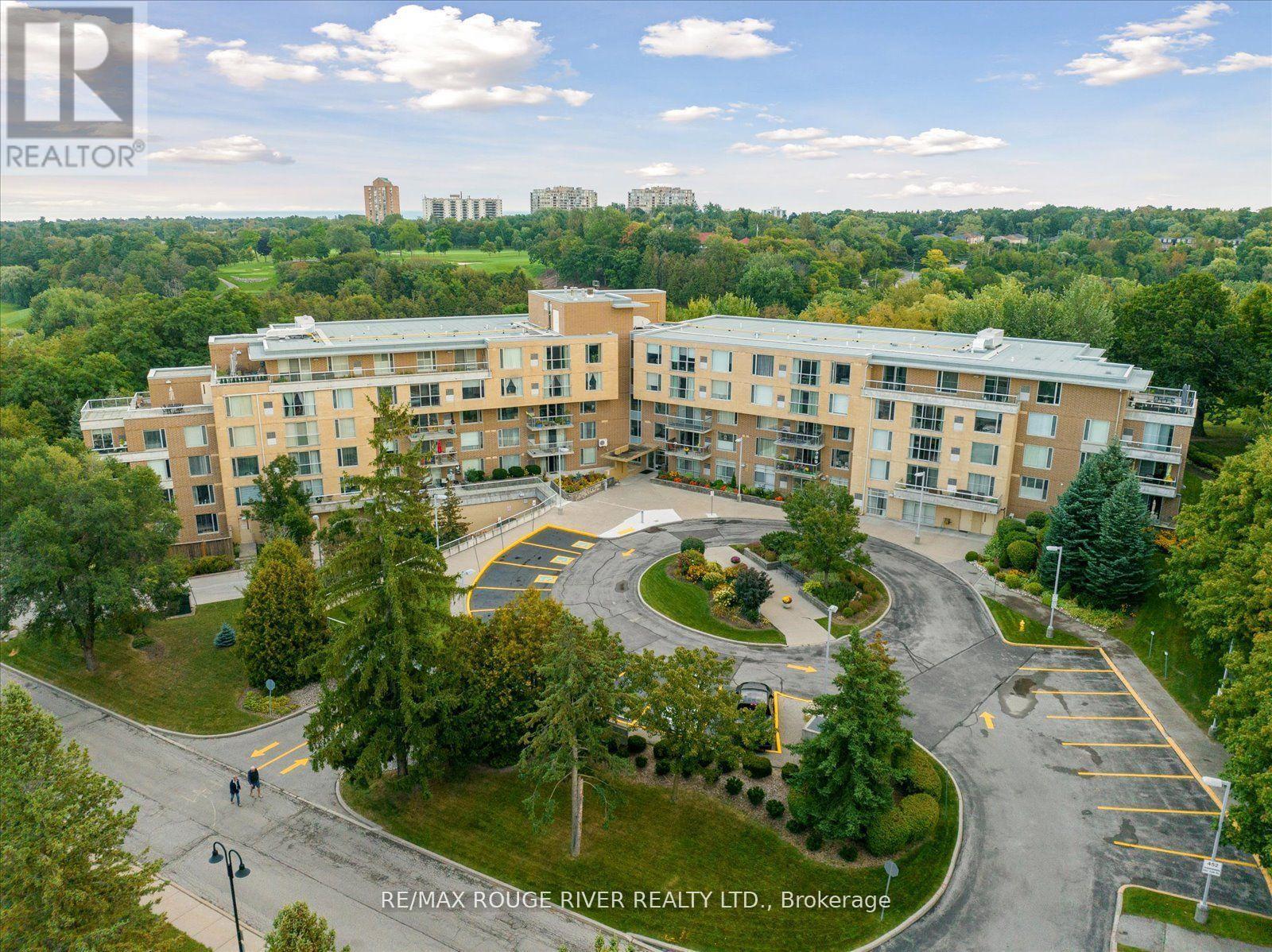 317 452 Scarborough Golf Club Rd, Toronto, ON M1G 1H1