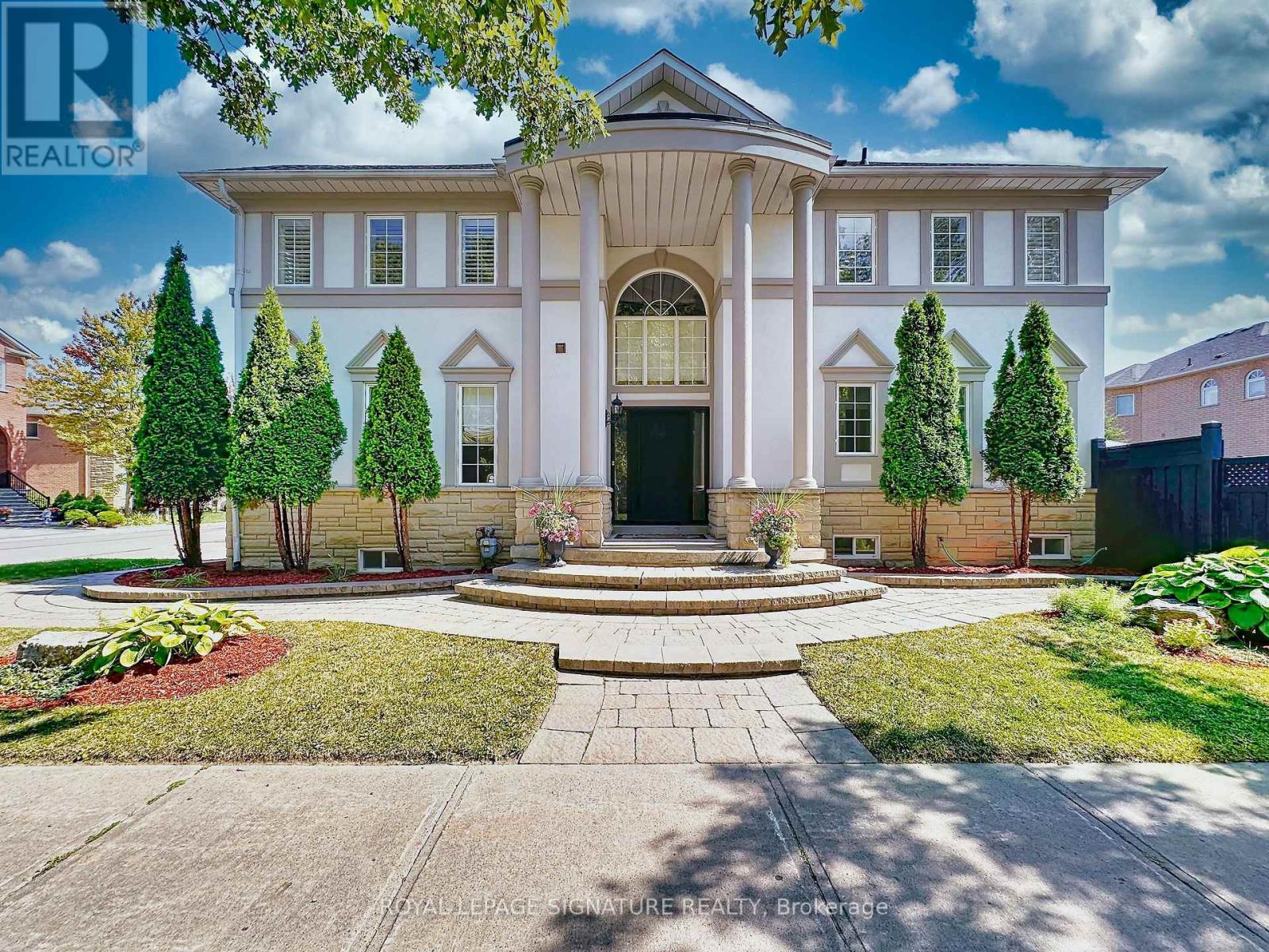 1 Osprey Dr, Vaughan, ON L4H 1Y2