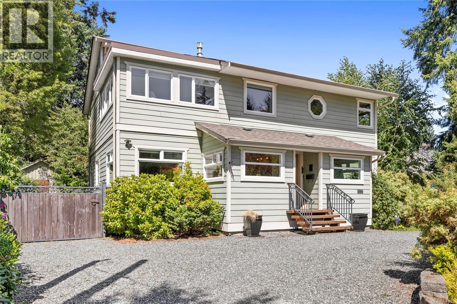 285 Church St, Comox, BC V9M 2C1