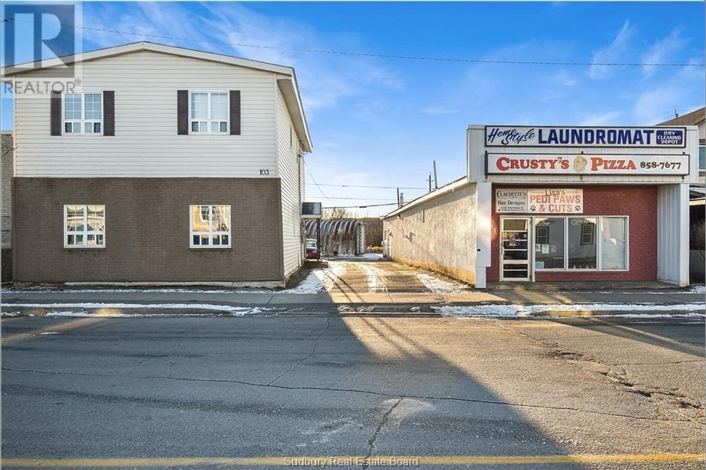 101-103 Young St, Capreol, ON P0M 1H0