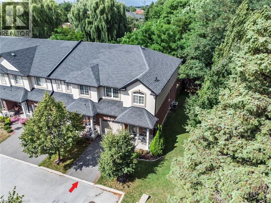 345 Glancaster Road Unit 14, Hamilton, ON L9G 3K9
