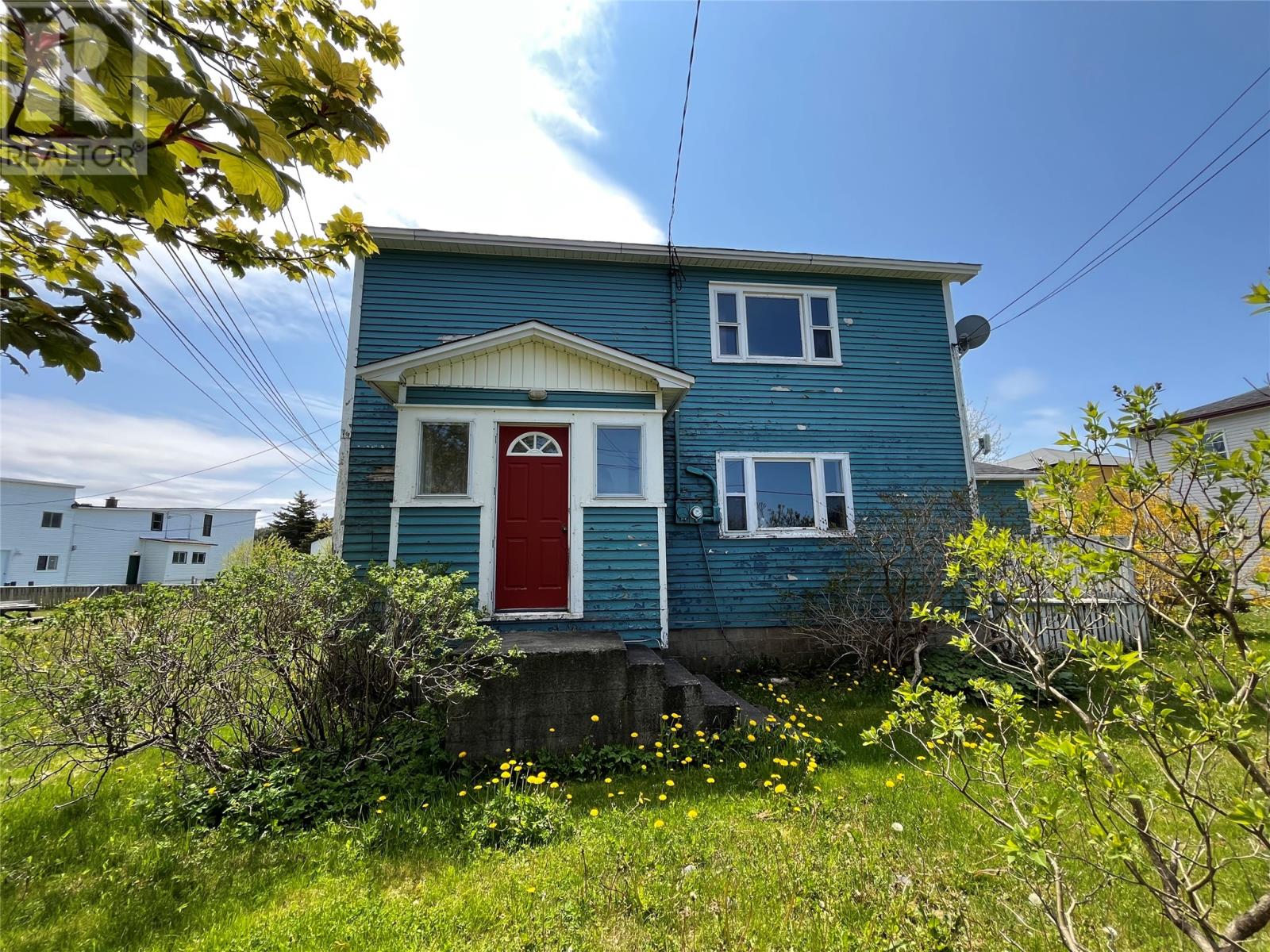 32 Oreilly St, Placentia, NL A0B 2Y0