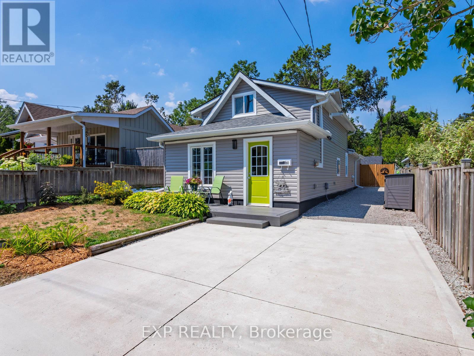 370 Homewood Ave, Orillia, ON L3V 3K8