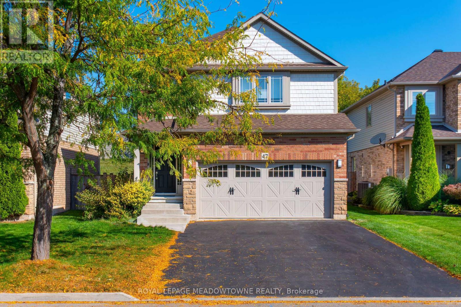 47 Plum Tree Ln, Grimsby, ON L3M 5T5