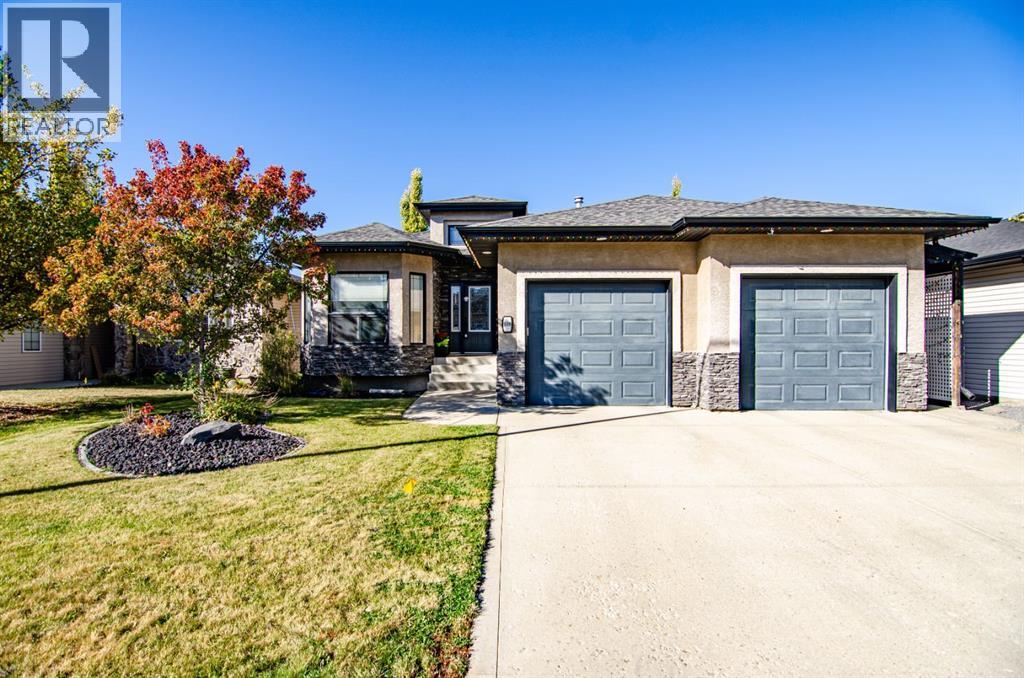 108 Allwright Close, Red Deer, AB T4R 3P2