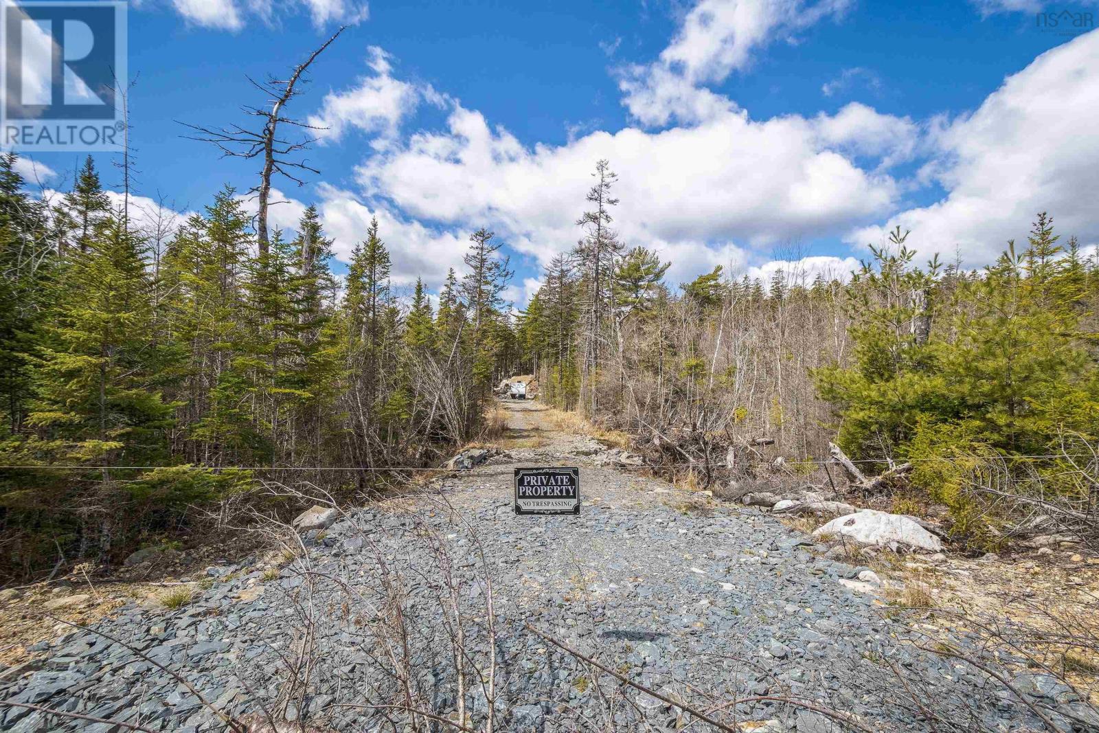 60 Hemlock Dr, Westwood Hills, NS B3Z 1M5