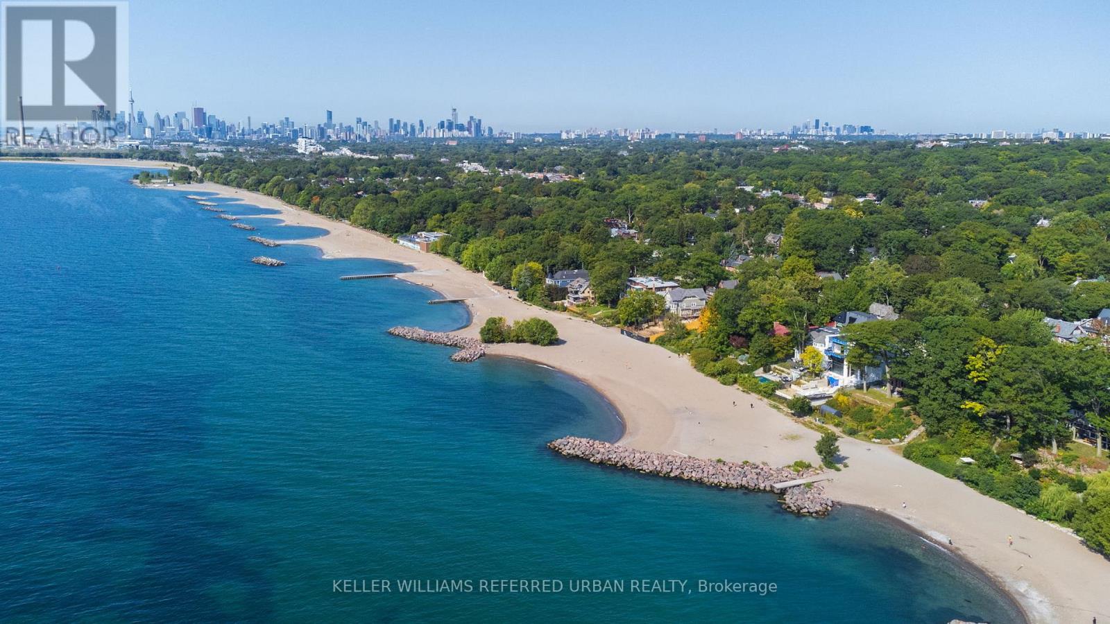 122 Neville Park Blvd, Toronto, ON M4E 3P8