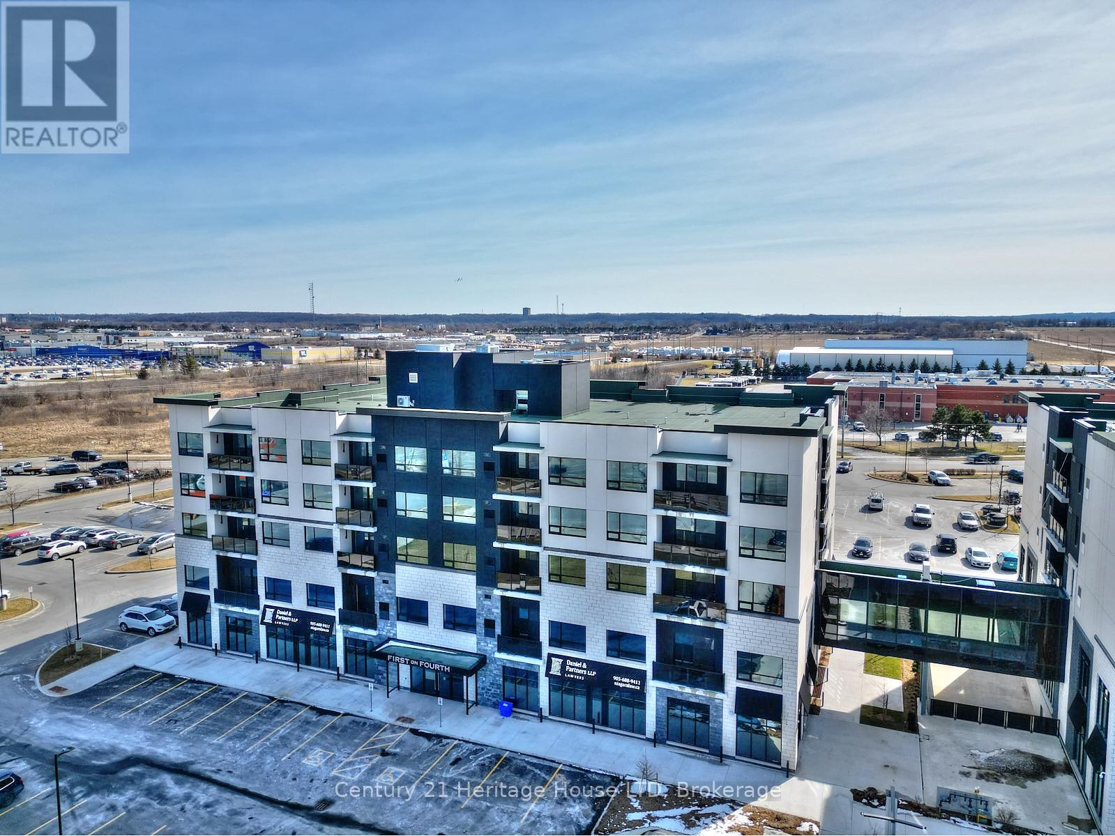203 300b Fourth Ave, St. Catharines, ON L2S 0E6