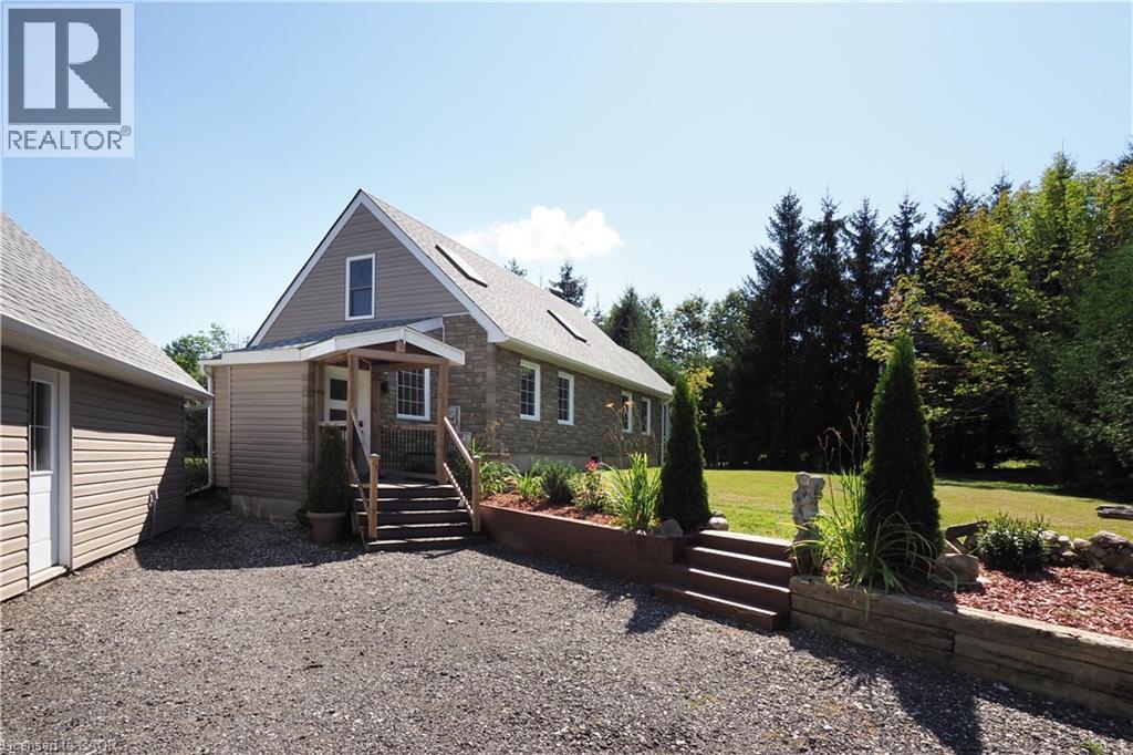 7201 Highway 6, Mapleton, ON N0G 1A0