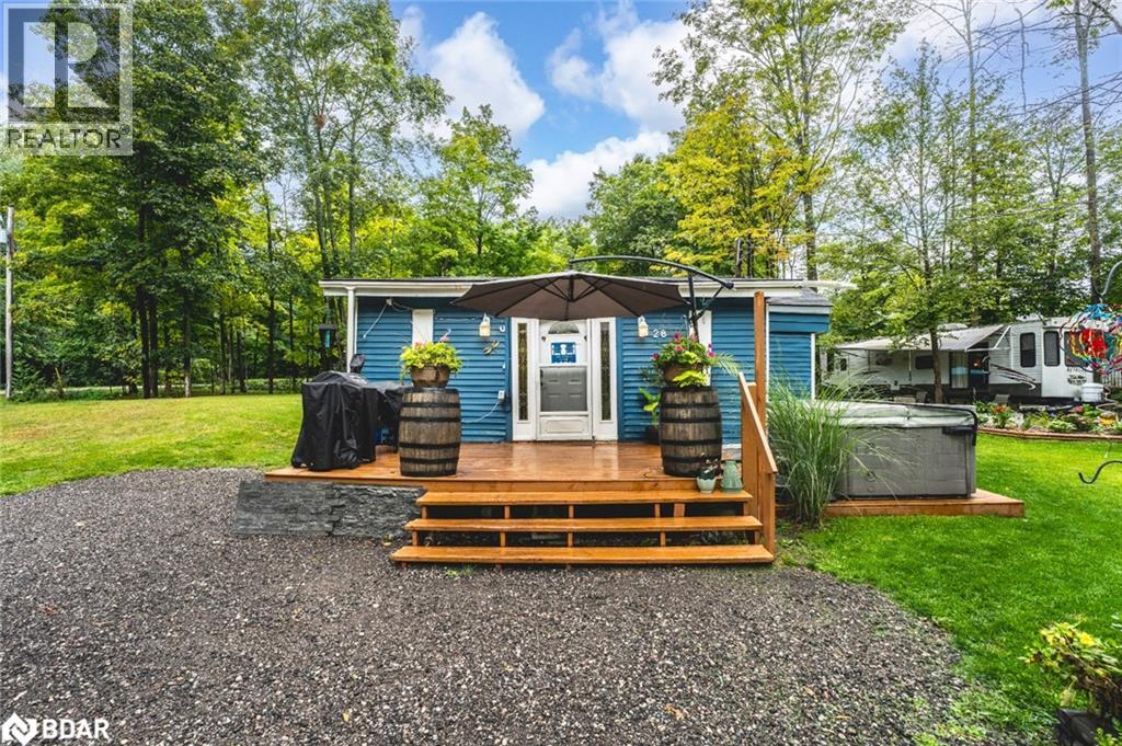 28 Wozniak Rd, Penetanguishene, ON L9M 1W5
