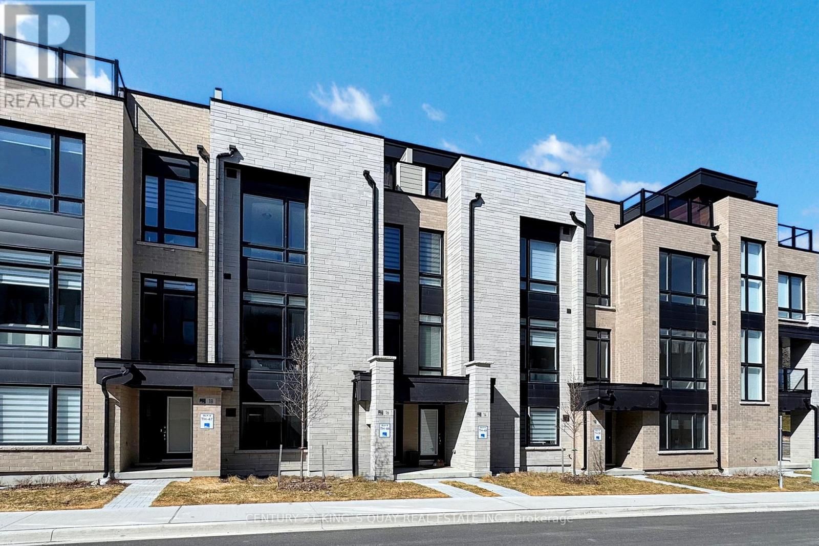 16 Credit Ln, Richmond Hill, ON L4E 1G9