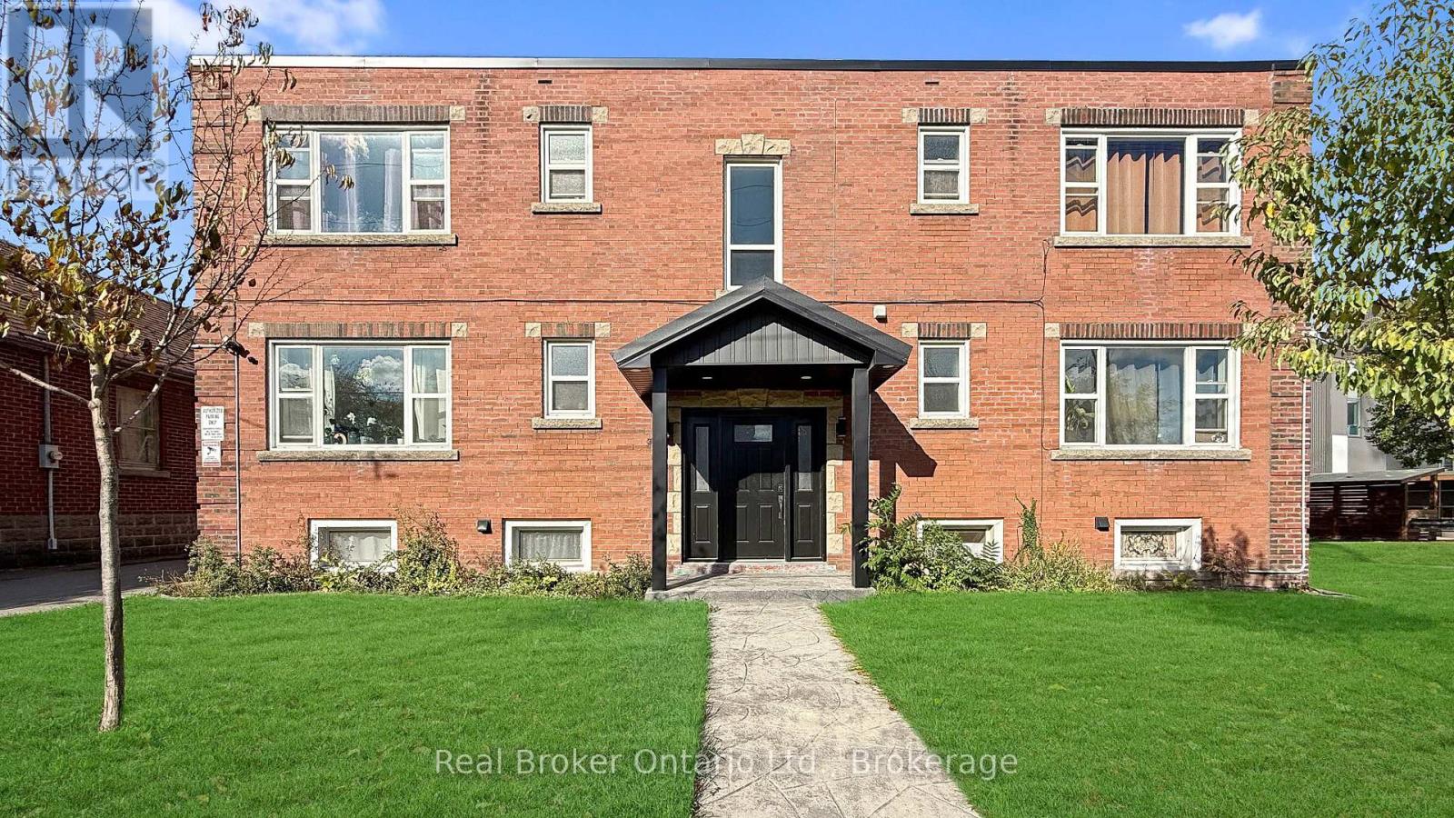 309 Strathearne Ave, Hamilton, ON L8H 5K8