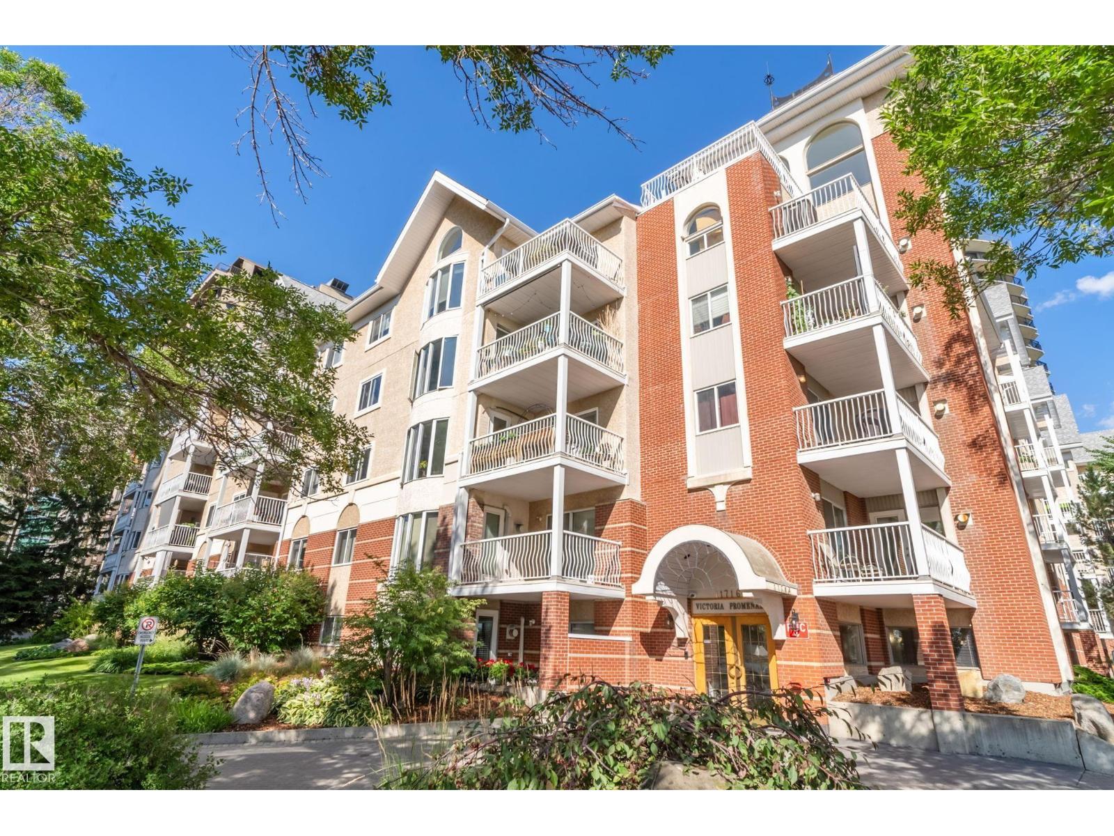 11716 100 Avenue Northwest #405, Edmonton, AB T5K 2G3