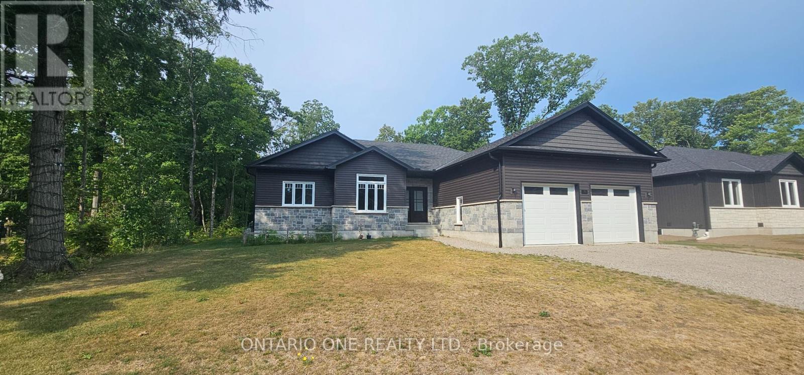 30 Bellehumeur Rd, Tiny, ON L9M 0J1