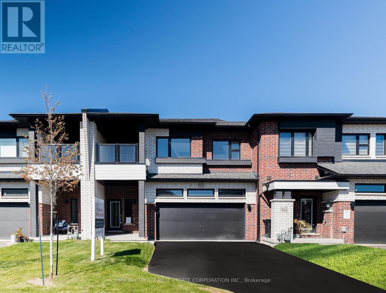 3026 Sandy Acres Ave, Severn, ON L3V 0Y4