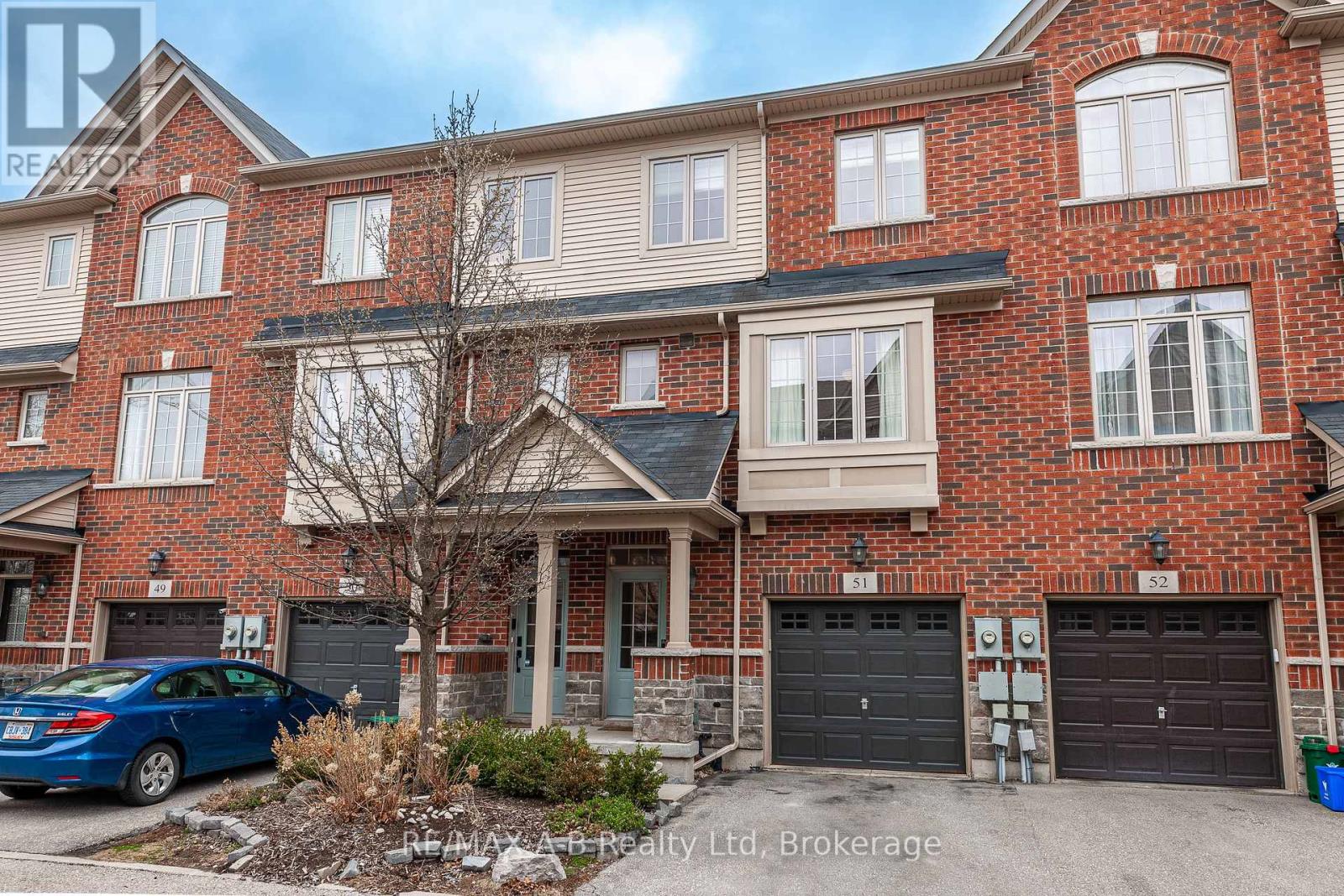 51 342 Mill St, Kitchener, ON N2M 0A4