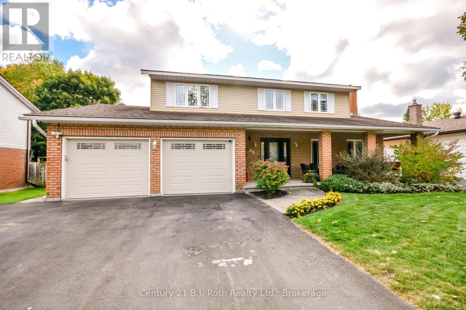 49 Sulky Dr, Penetanguishene, ON L9M 1J4