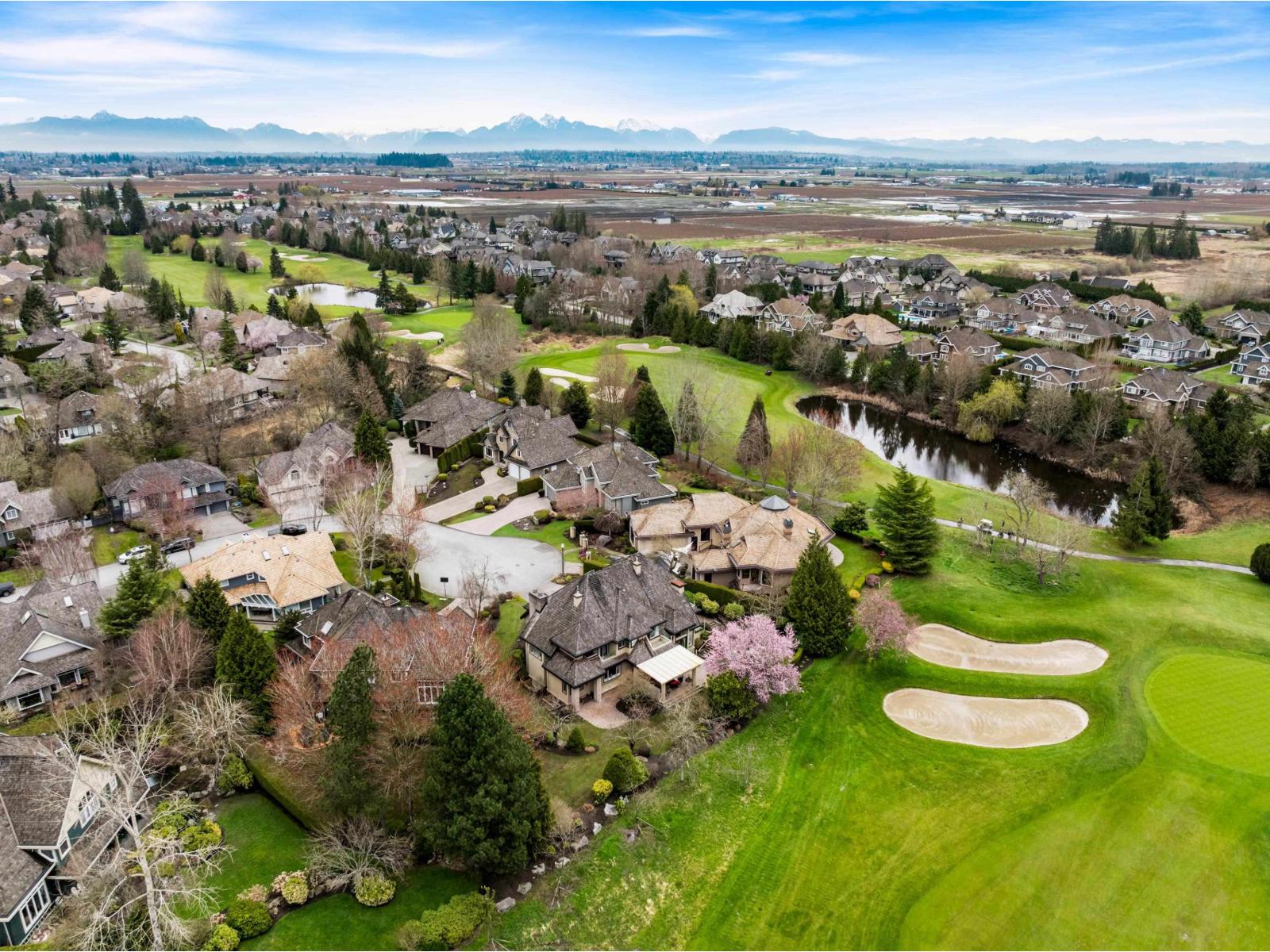 16358 Lincoln Woods Ct, Surrey, BC V3Z 0J8