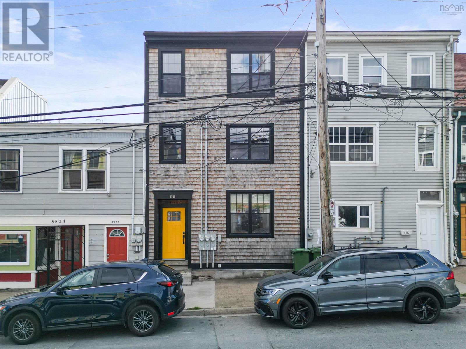 5528 Nora Bernard St, Halifax, NS B3K 1B2