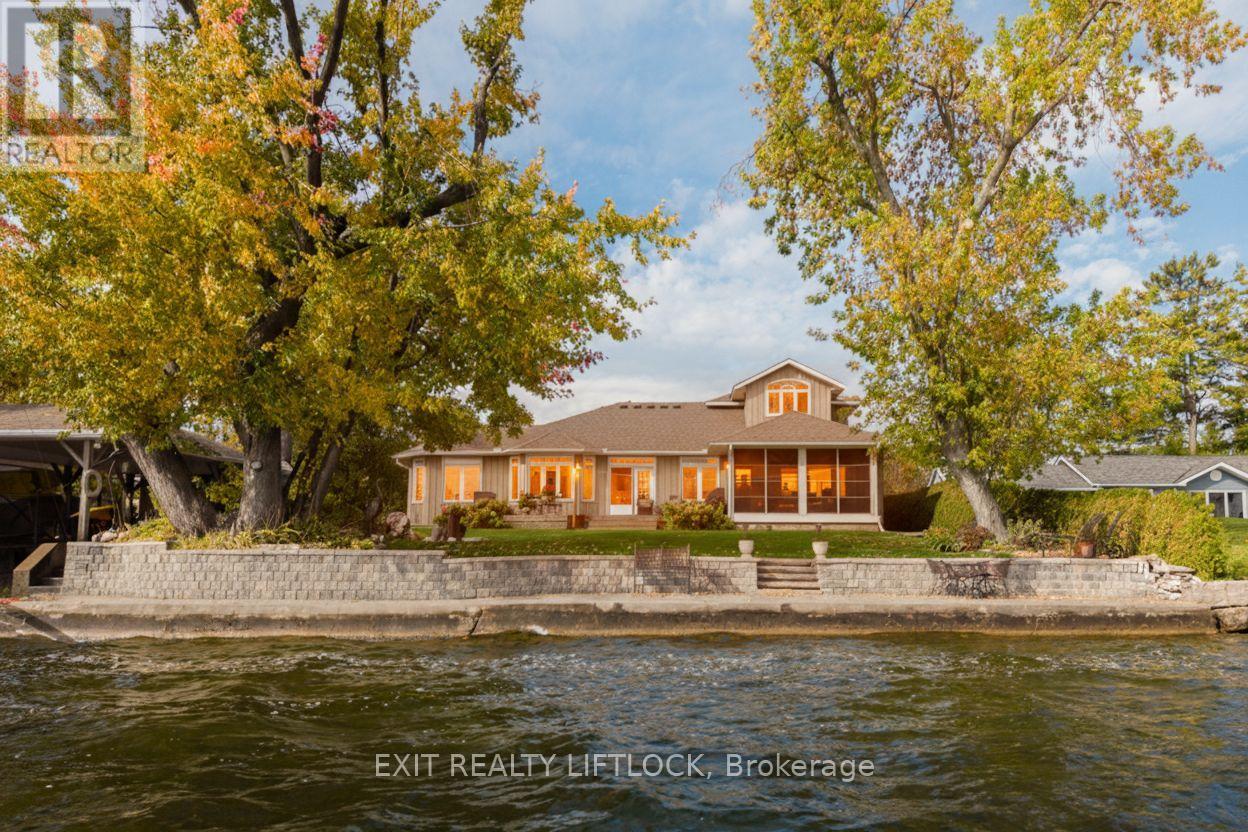 129 Stinsons Bay Rd, Kawartha Lakes, ON K0M 1N0