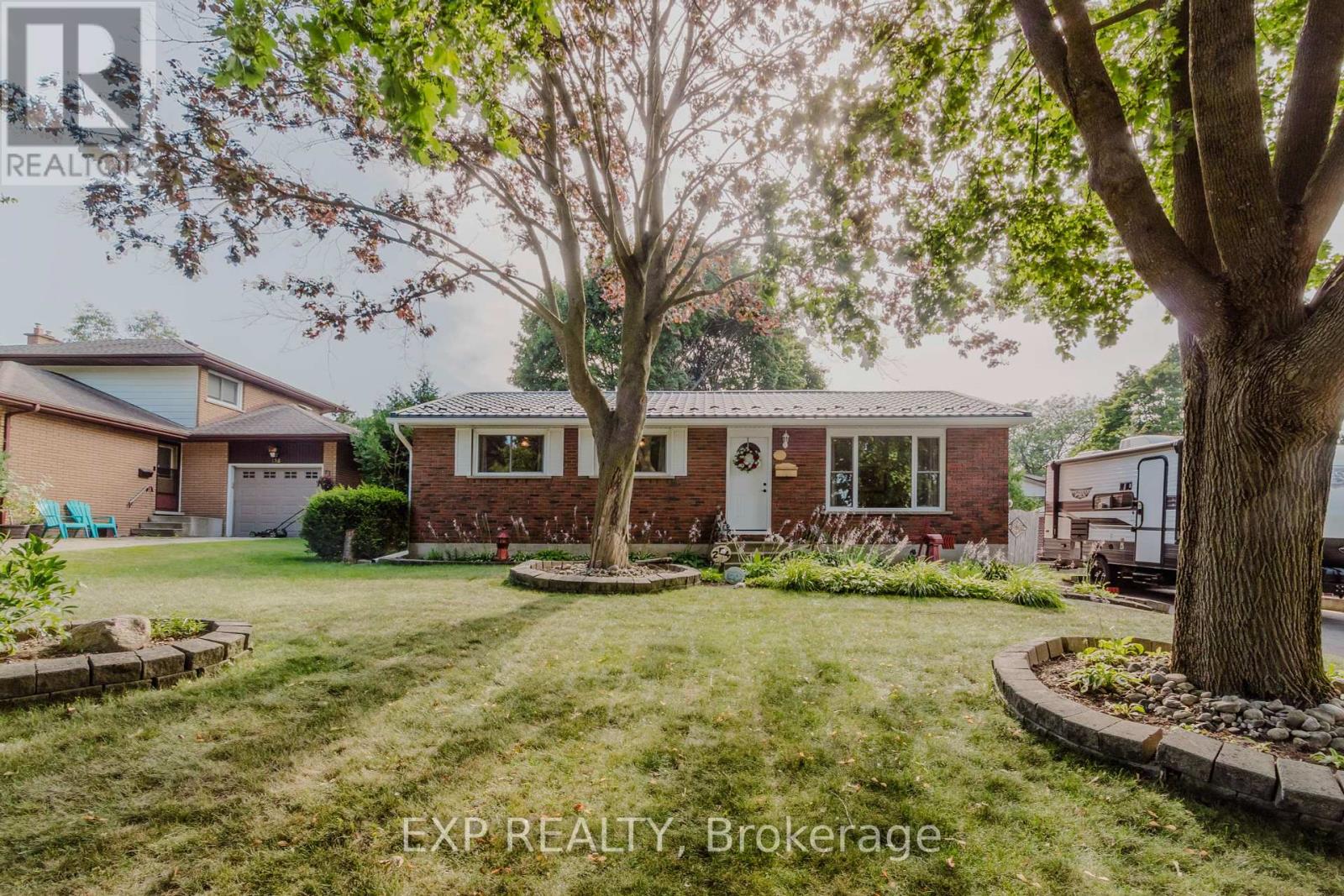 254 Dent Pl, Woodstock, ON N4S 2S4