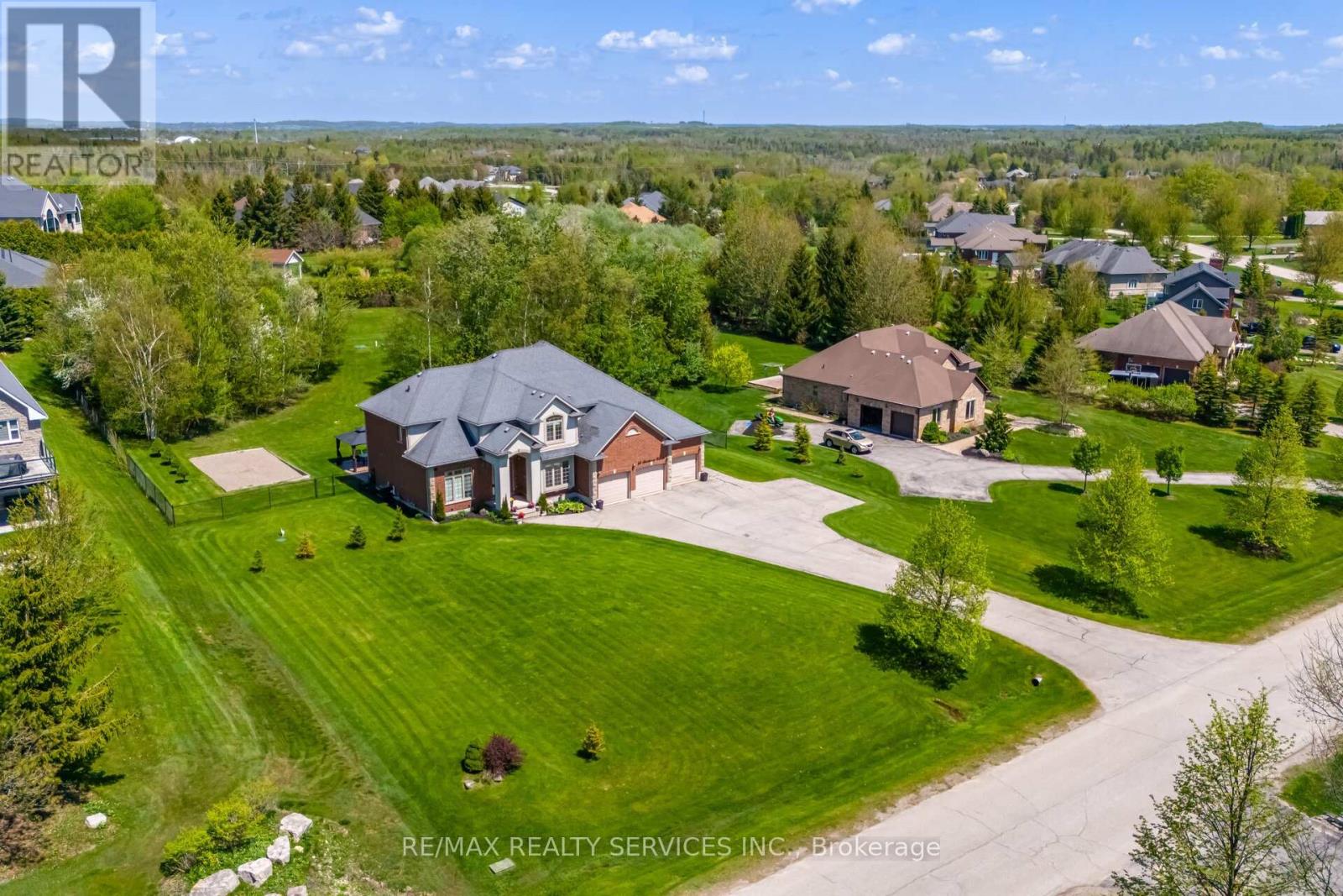 24 Brookhaven Cres, East Garafraxa, ON L9W 7L9