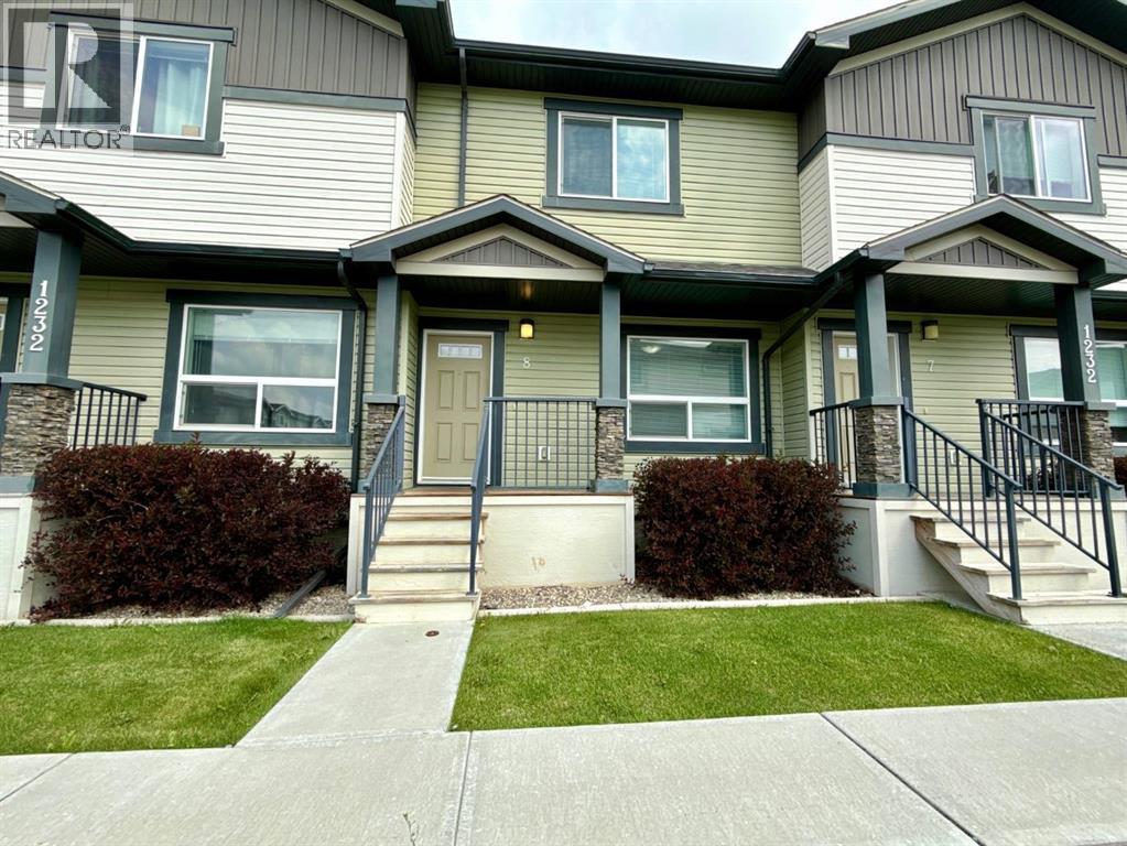 1232 Keystone Road W Unit 8, Lethbridge, AB T1J 5H6