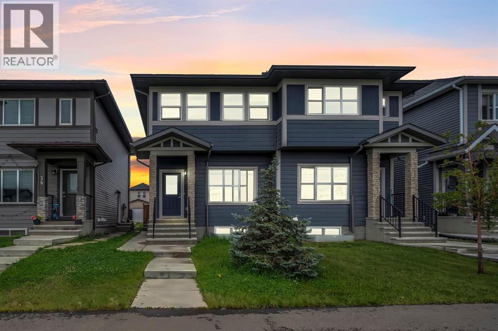 43 Cornerbrook Gate NE, Calgary, AB T3N 1L6