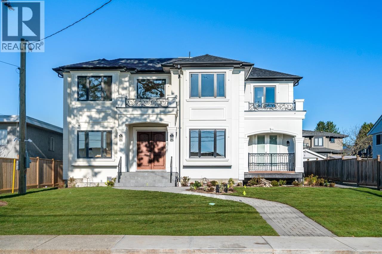 6173 Aubrey St, Burnaby, BC V5B 2C9