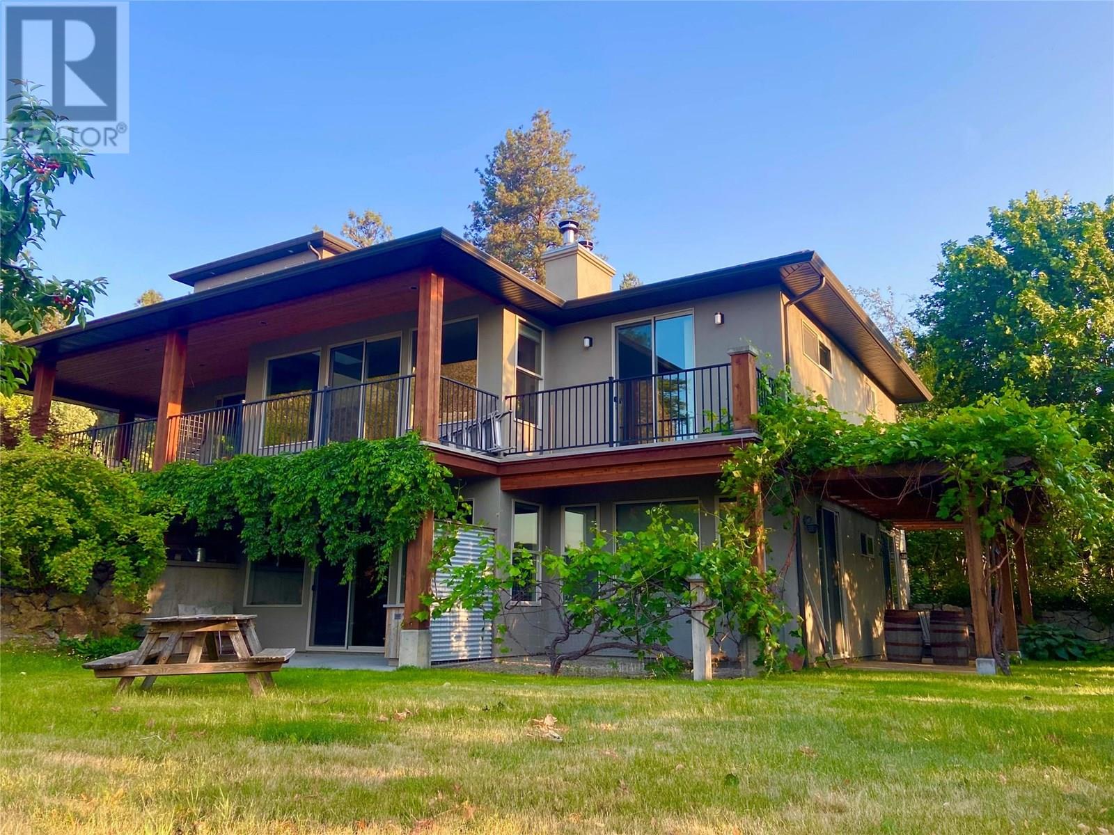 19560 Matsu Dr, Summerland, BC V0H 1Z6