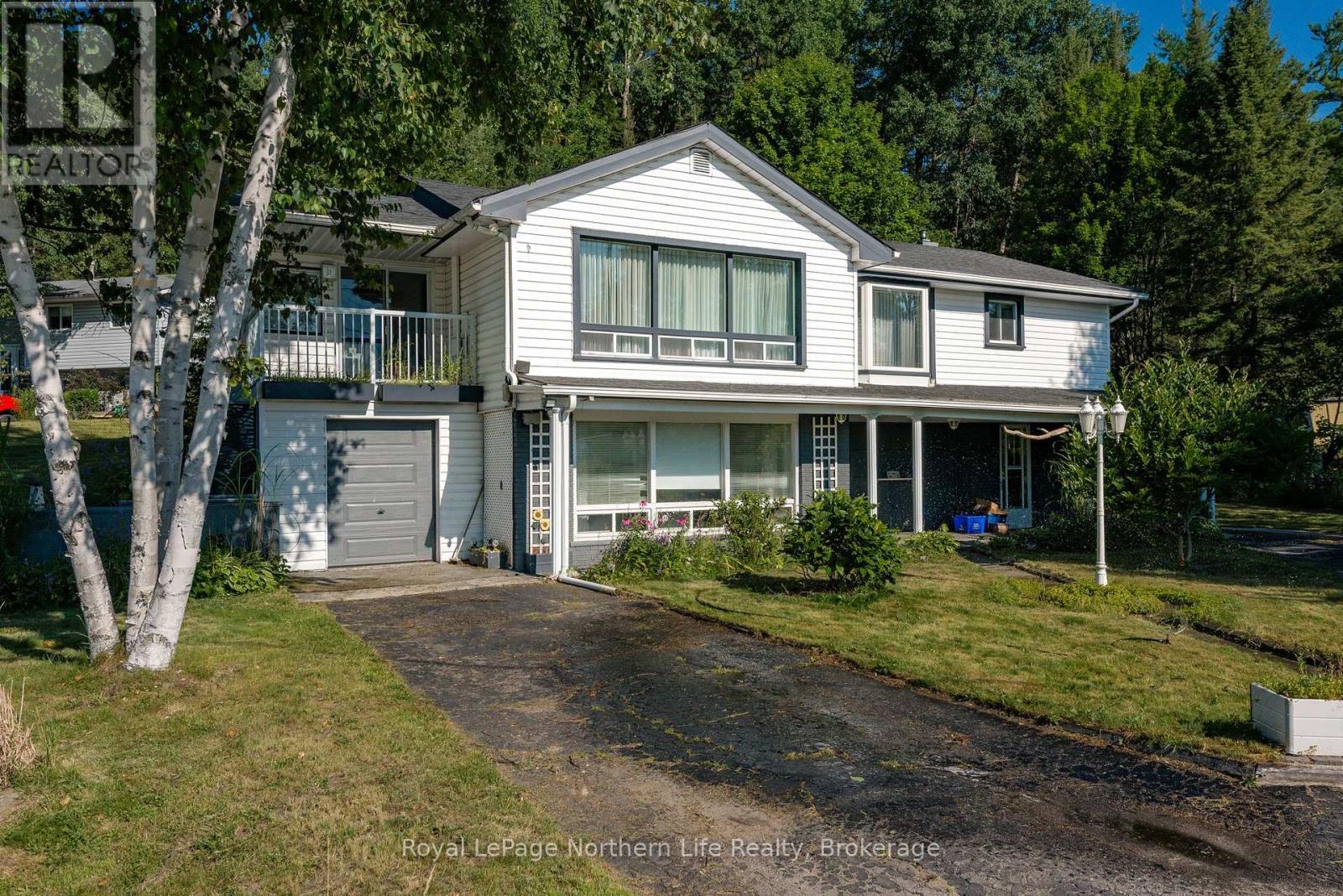 32 Highway 654 W, Callander, ON P0H 1H0