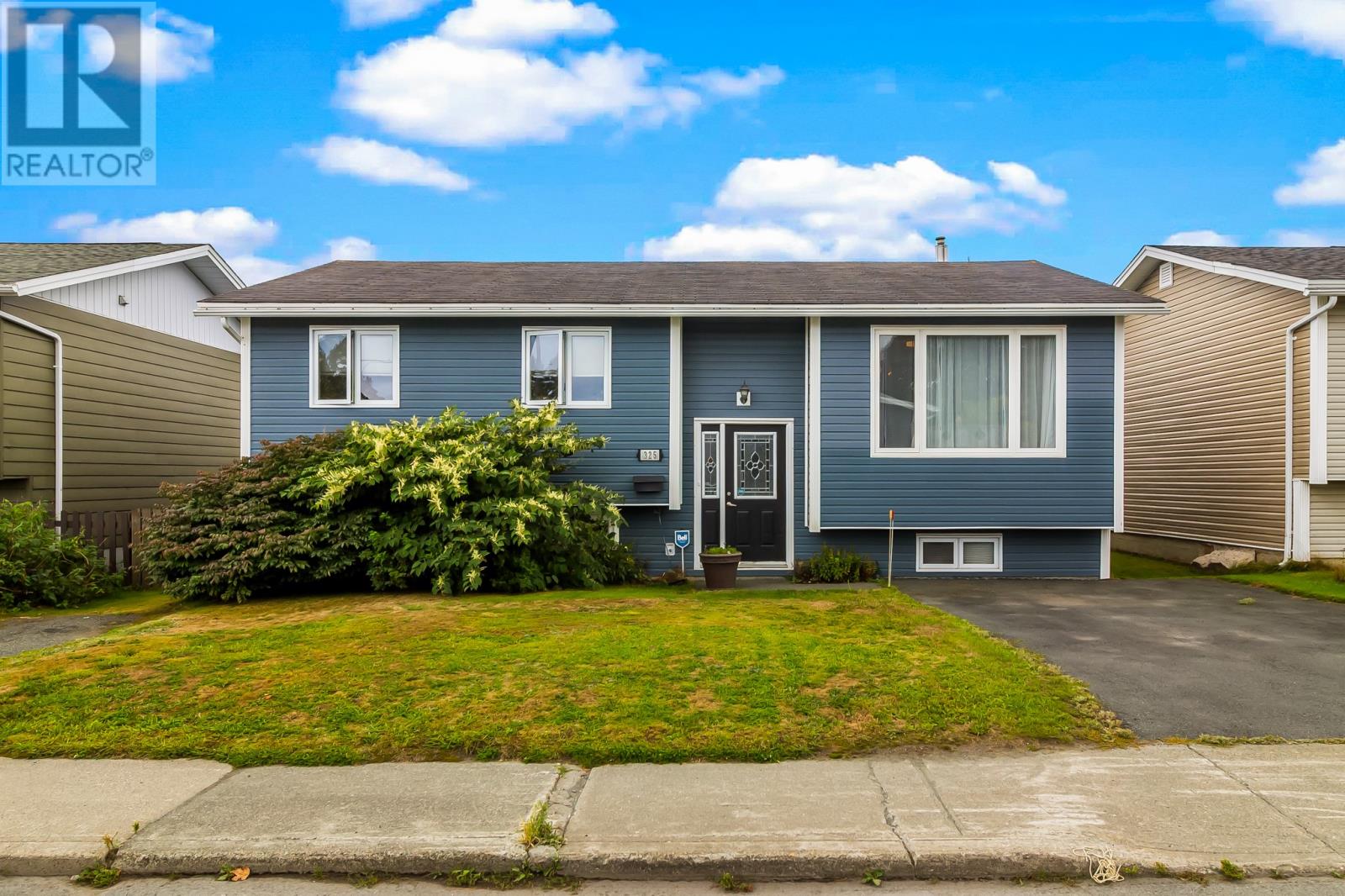 325 Newfoundland Dr, St. John's, NL A1A 3R3