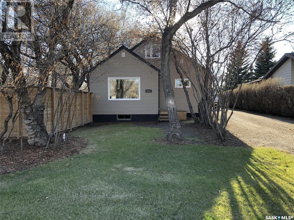 311 7 Street East, Wynyard, SK S0A 4T0