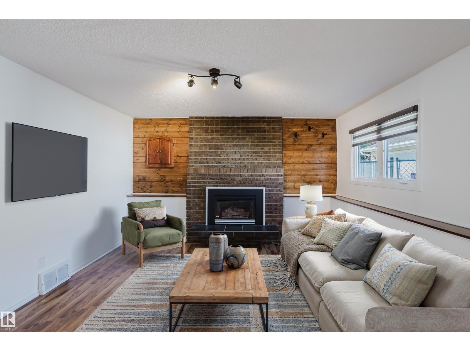 43 Av Unit 4102 #a, Leduc, AB T9E 6Z6