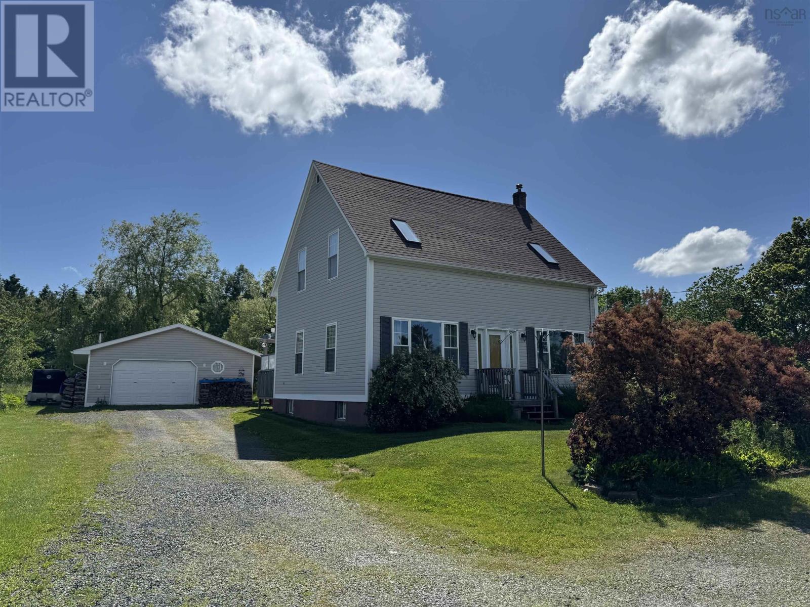 1793 Victoria St, Westville, NS B0K 2A0
