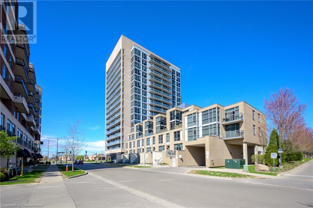 1940 Ironstone Drive Unit 219, Burlington, ON L7L 0E4