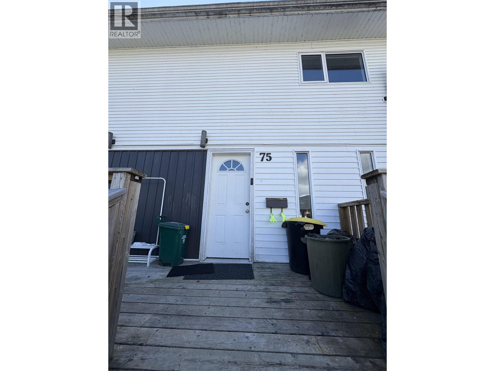 75 Wedeene St, Kitimat, BC V8C 1W3