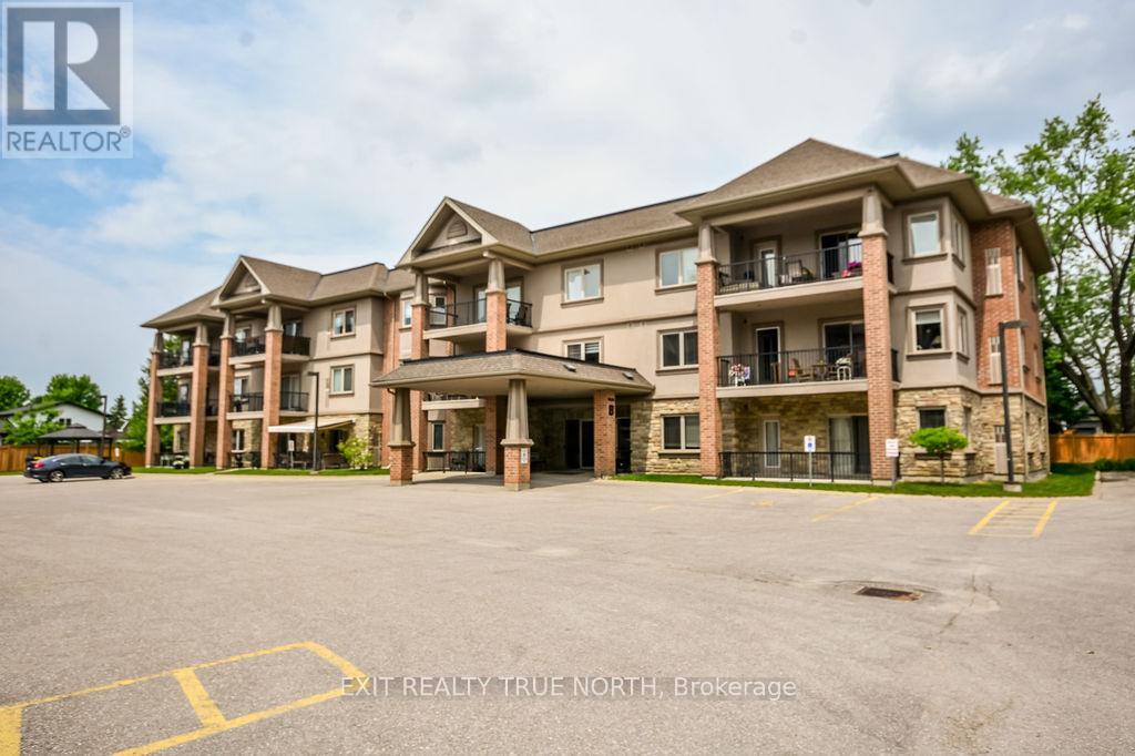 107 19b Yonge St N, Springwater, ON L0L 1P0