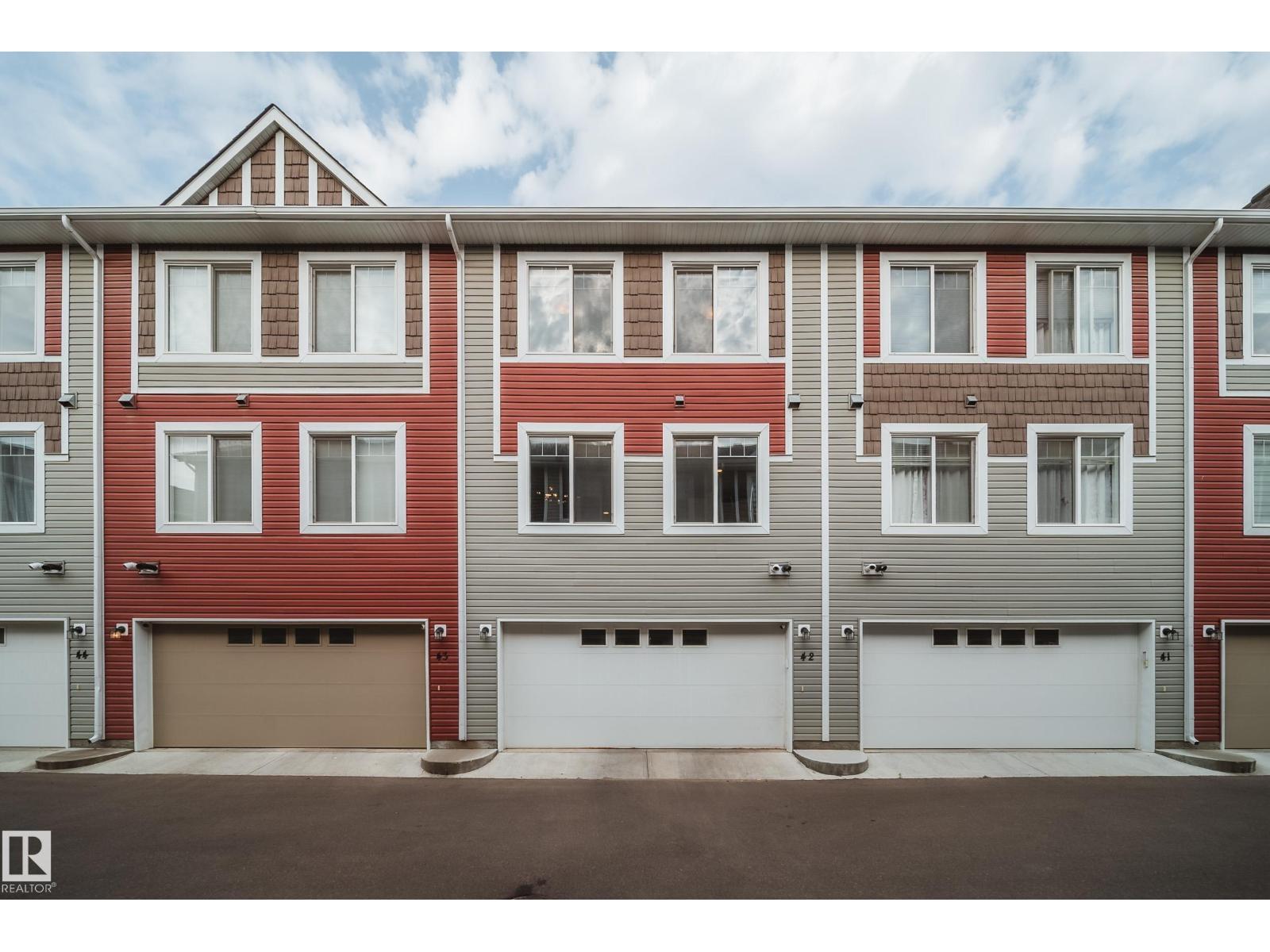 2922 Maple Way Northwest #42, Edmonton, AB T5T 1A5