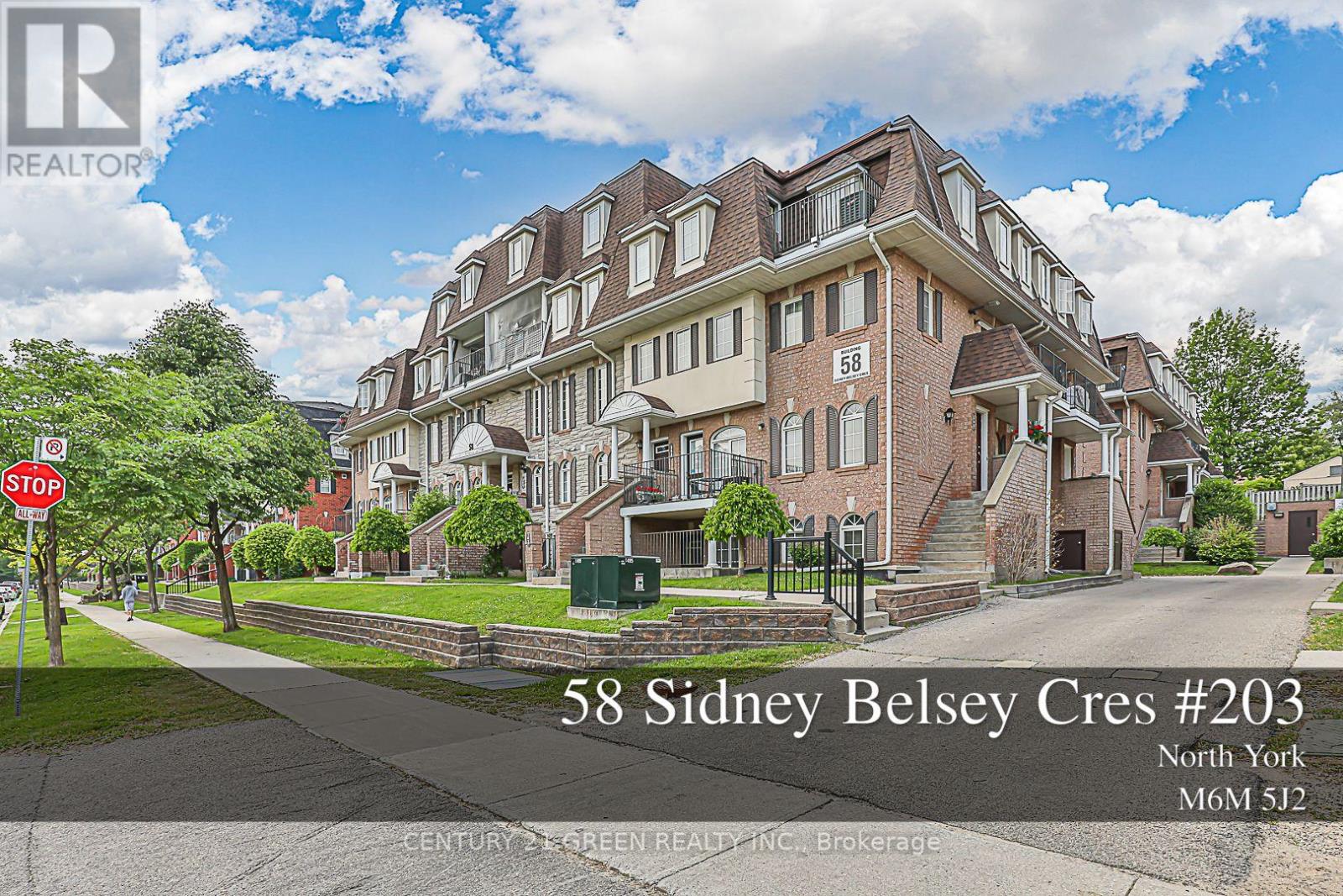 203 58 Sidney Belsey Cres, Toronto, ON M6M 5H9