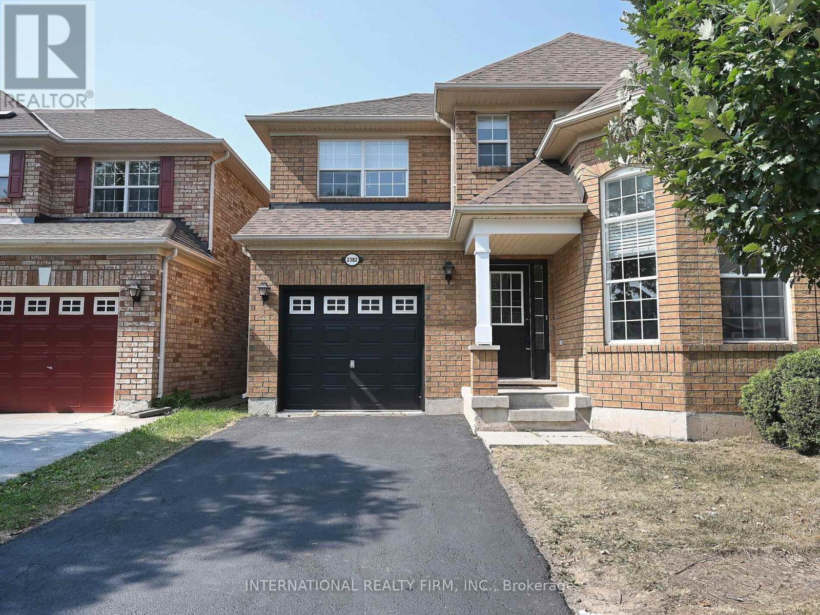 2382 Falkland Cres, Oakville, ON L6M 4Y1