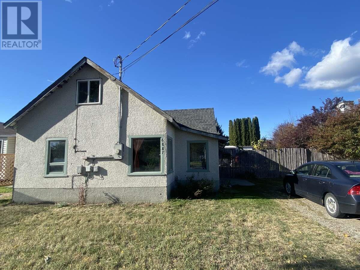 6887 16 Street, Grand Forks, BC V0H 1H0